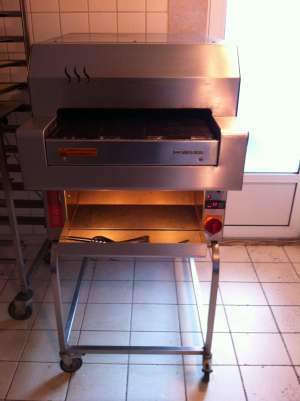 Cuptor covrigi,   dospitor,   rotisor,   aparat hot-dog