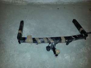 carlig de audi A4 2008-2011 original demontabil pe surub