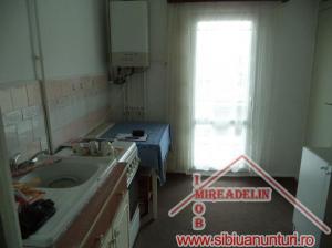 INCHIRIEZ APARTAMENT 2 CAMERE,  SEMAFORULUI