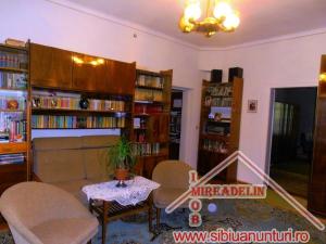 VAND CASA 4 CAMERE,   108 mp,    ZONA TREI STEJARI