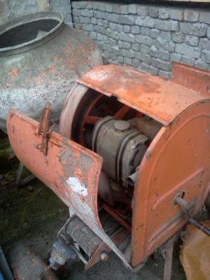Betoniera cu motor Diesel