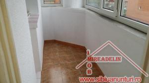 INCHIRIEZ APARTAMENT 3 CAMERE, zona SPITALUL JUDETEAN