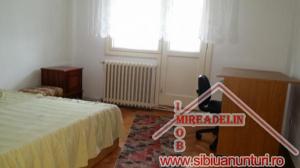 INCHIRIEZ APARTAMENT 3 CAMERE, zona SPITALUL JUDETEAN