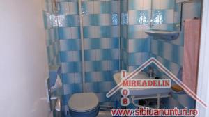 INCHIRIEZ APARTAMENT 3 CAMERE, zona SPITALUL JUDETEAN