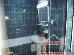 INCHIRIEZ APARTAMENT 2 CAMERE ,  56 MP,   ZONA MIHAI VITEAZU