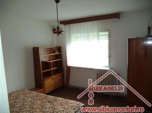INCHIRIEZ APARTAMENT 2 CAMERE,   61 MP,    NICOLAE IORGA