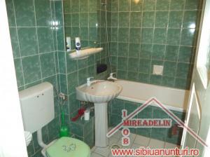 INCHIRIEZ APARTAMENT 2 CAMERE,   61 MP,    NICOLAE IORGA