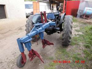 tractor massey ferguson cu plug