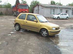 Dezmembrez Nissan Micra an 