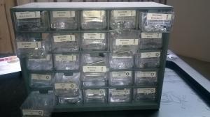 Cutie set suruburi si piulite 1001