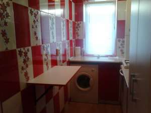 Inchiriez apartament 3 camere