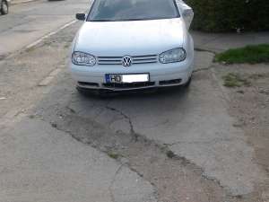Vand golf 4 avariat usor