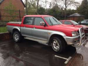 Mitsubishi L200, 2500 cmc turbo diesel, AUTOUTILITARA