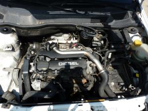 Dezmembrez Opel Astra G
