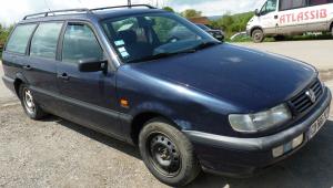Dezmembrez VW Passat.
