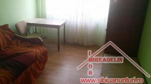 INCHIRIEZ APARTAMENT 2 CAMERE,  60 mp,  CALEA CISNADIEI