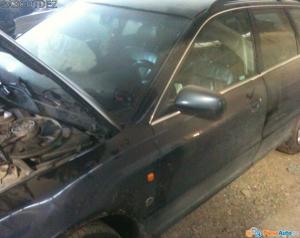 Audi A4 break 2,  5 v6 ,  1998