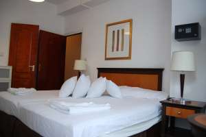 cazare ieftina la hotel litovoi