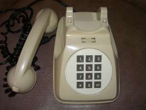 telefon clasic vintage fix cu butoane anul 1982