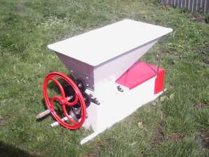 Zdrobitor cu desciorchinator