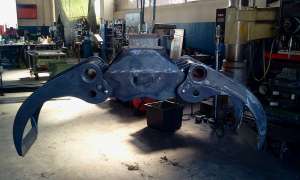cleste hidraulic pentru materiale lemnoase