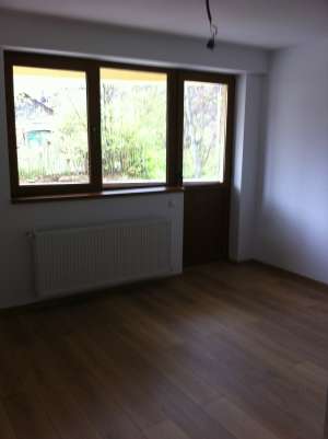 Apartament 3 camere Sinaia in vila noua