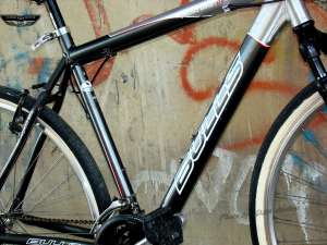 Bicicleta Bulls
( city,  trekking,  cross).Roti 28�!