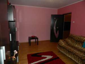 apartament 2 cam,  etaj 2/4, str Barajul Bistritei, 3 min de piata Minis