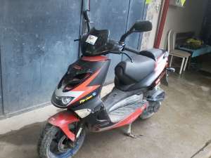 Scuter Aprilia
