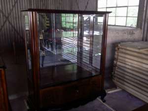 amenajari restaurari  lemn gen antic rustic sau modern