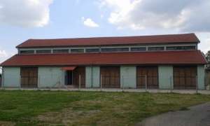 La Kecskem�t (Ungaria) clădire industrială de v�nzare