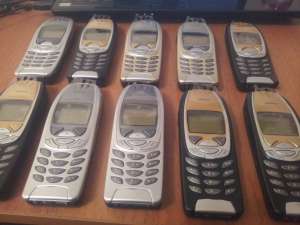 Nokia 6310i   250 lei