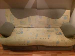 CANAPEA EXTENSIBILA 2 LOCURI