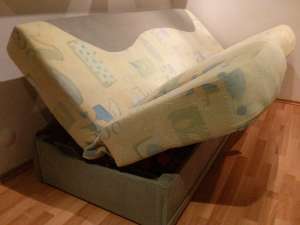 CANAPEA EXTENSIBILA 2 LOCURI