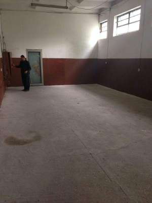 Particular Hala productie (depozitare) + 2000mp platforma in Bd.Basarabia Nr 250