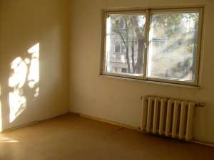 Vand apartament urgent in Navodari
