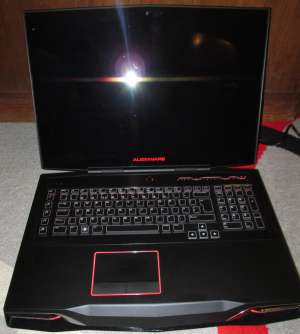 Laptop Dell Alienware M18x R1; Intel Core i7- 2670QM 2200 Mhz;
12 GB DDR3; 500 GB SATA + 320 GB SAT