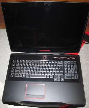 Laptop Dell Alienware M18x R1; Intel Core i7- 2670QM 2200 Mhz;
12 GB DDR3; 500 GB SATA + 320 GB SAT