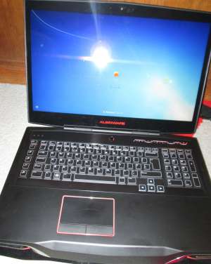 Laptop Dell Alienware M18x R1; Intel Core i7- 2670QM 2200 Mhz;
12 GB DDR3; 500 GB SATA + 320 GB SAT