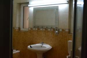 Central ofer spre INCHIRIERE casa 4 cam - ptr  firme