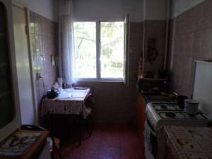 Vand 3 camere Berceni