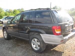 Dezmembrez piese Jeep Grand Cherokee Laredo