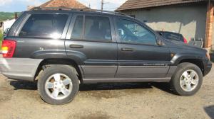 Dezmembrez piese Jeep Grand Cherokee Laredo