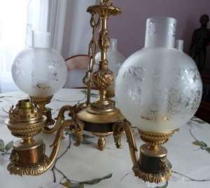 3 LUSTRE EMPIRE