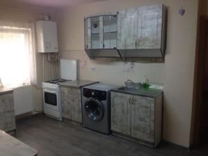 Inchiriez apartament 2 camenre