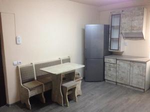 Inchiriez apartament 2 camenre