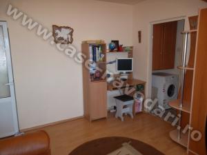 Vand apartament 2 camere in Navodari Tasaul
