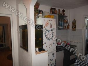 Vand apartament 2 camere in Navodari Tasaul