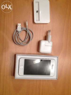 iphone 5 ,  16 gb ,  alb ,  impecabil Neverlocked