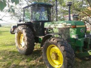 VAND TRACTOR JOHN DEERE 3140 4X4